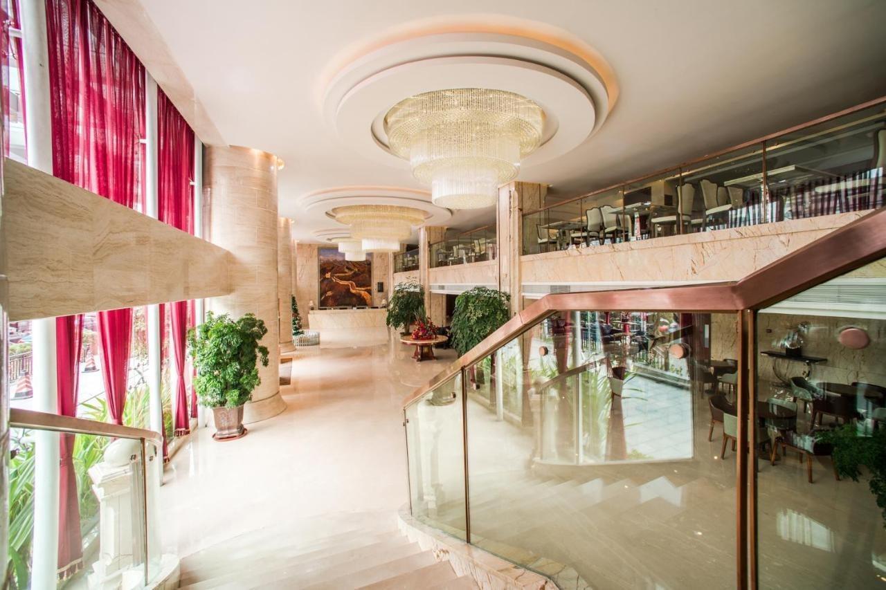 Guangzhou Jin Wan Li Business Hotel Exterior photo