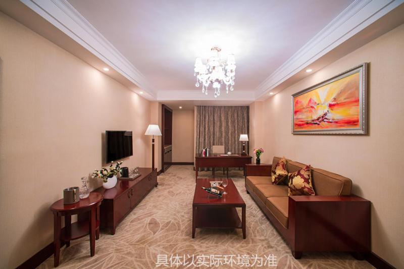Guangzhou Jin Wan Li Business Hotel Exterior photo