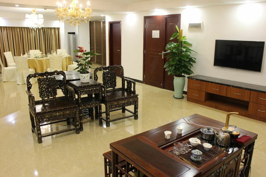 Guangzhou Jin Wan Li Business Hotel Exterior photo
